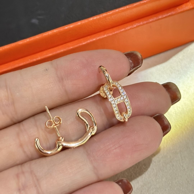 H**me5 rings